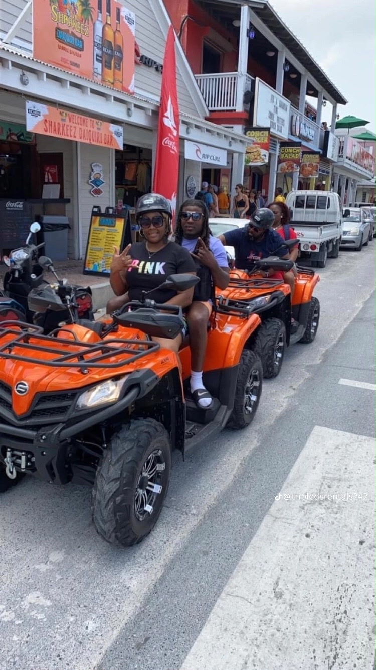 Riders pulling up to Sharkeez Daiquiri Bar